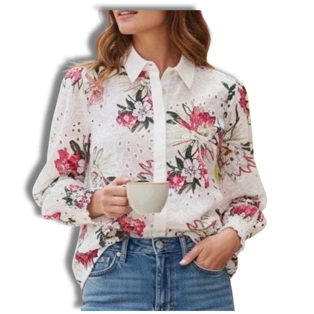 Chico’s White Eyelet Floral Blouse Romantic Cottagecore Button Front Size 0 / 4